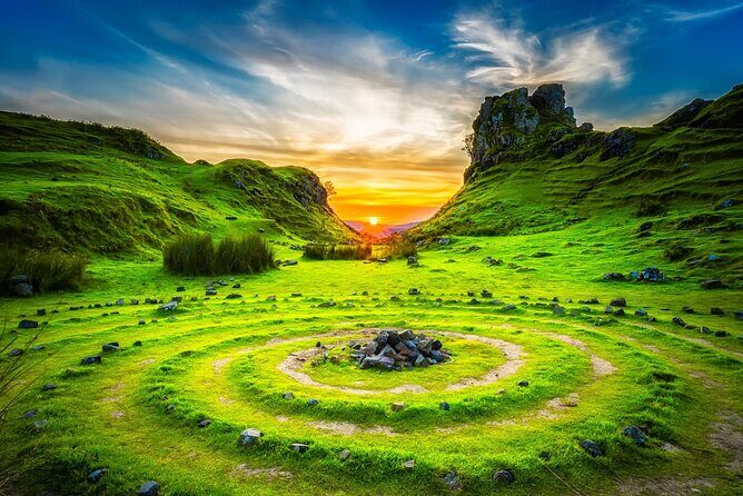 3 Day - Isle of Skye, Loch Ness & Glenfinnan Tour from Edinburgh - Day 2: Trotternish Peninsula icons, from Dunvegan Castle to Portree