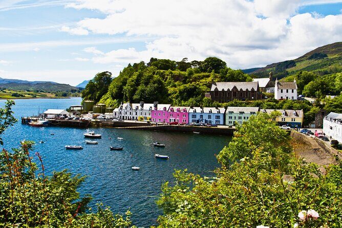 3 Day - Isle of Skye, Loch Ness & Glenfinnan Tour from Glasgow - Day 1: Glasgow to Loch Lomond, Rannoch Moor, and Glencoe’s Dramatic Story
