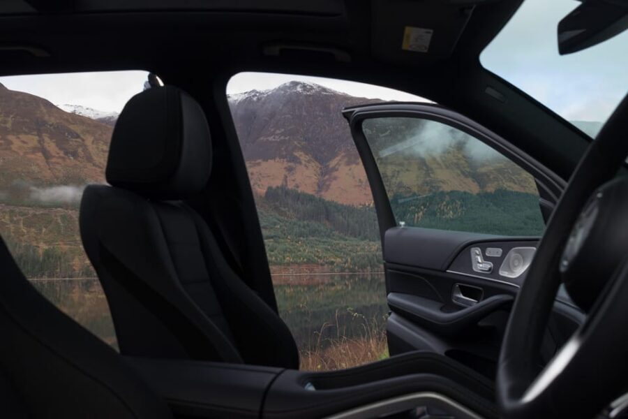 Edinburgh: Private Loch Ness, Glencoe & The Highlands Tour - Mercedes V-Class vs small coach: comfort and group size