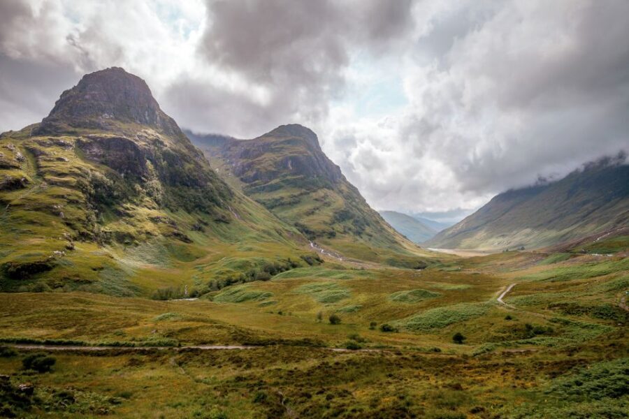 From Edinburgh: Loch Ness and The Highlands Tour - Stirling Castle Views and Callander’s Highland Cows