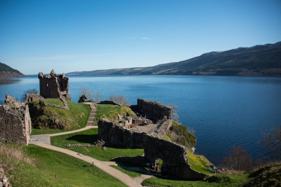 From Inverness: Loch Ness Cruise and Urquhart Castle - Urquhart Castle ruins: how to get the most from your hour