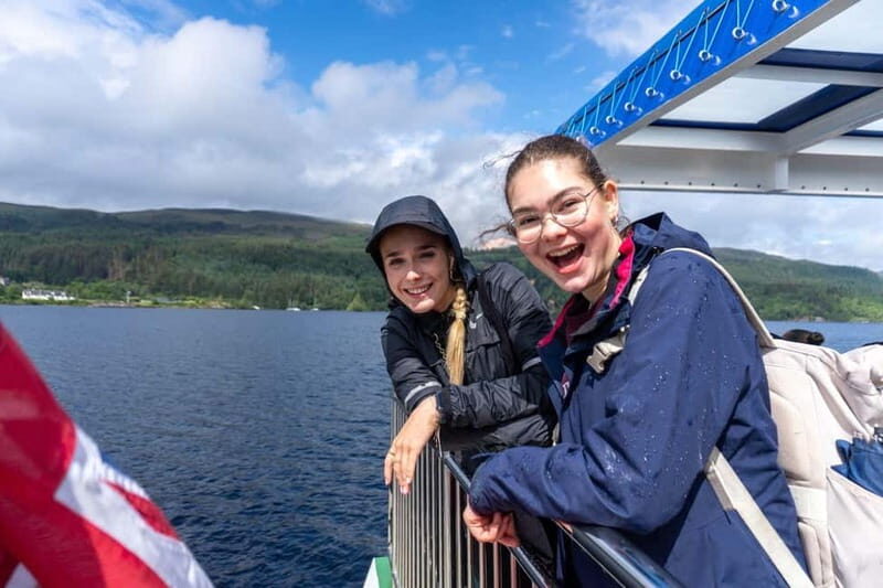 Glasgow: Mountains, Glens & The Loch Ness Monster Day Tour - Getting started at Buchanan Street and what to expect from the guide