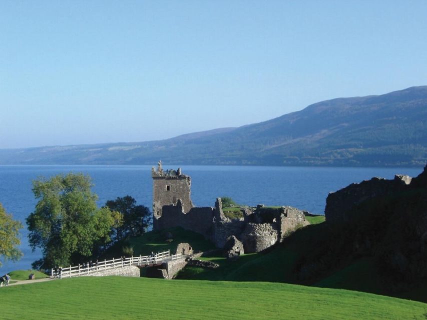 Inverness: Loch Ness Experience 1-Day Tour - From Inverness out to the loch: how the day is built