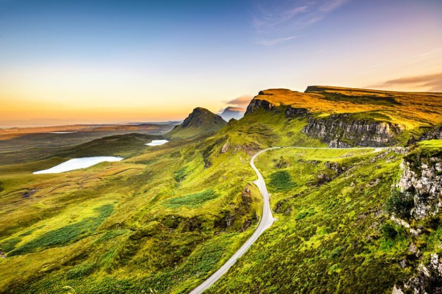 Inverness: Loch Ness, Skye, & Eilean Donan Castle Tour - Old Man of Storr: The Quick Photo Moment That Still Delivers