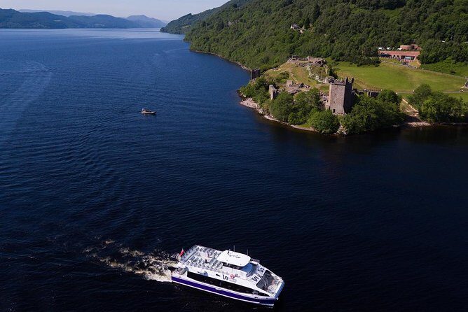 Loch Ness and Caledonian Canal 2-Hour Cruise from Dochgarroch - Caledonian Canal cruising: why the canal stretch matters