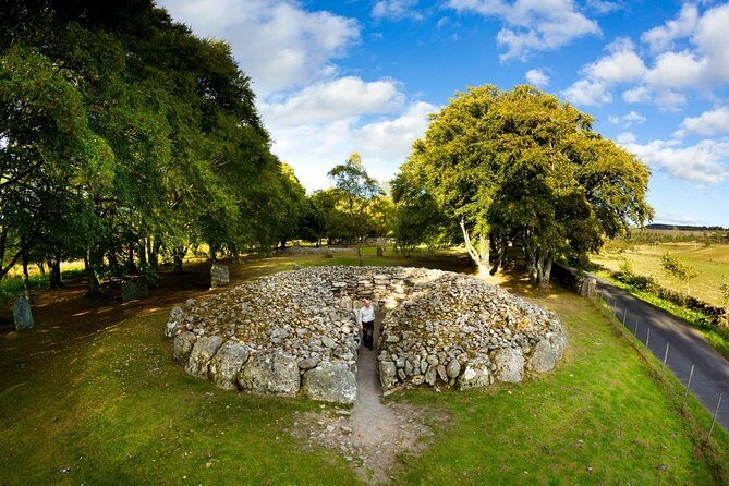 Loch Ness Cruise, Outlander & Urquhart Castle Tour from Inverness - A one-day Highlands sampler from Inverness
