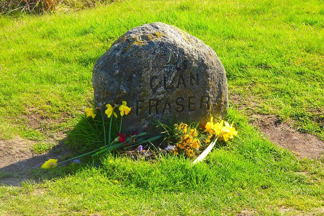 Loch Ness & Culloden Battlefield Private Tour from Inverness - Clava Cairns and the Outlander connection: ancient stones with context