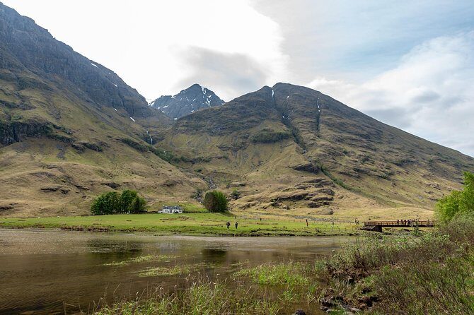 Loch Ness, Glencoe and The Scottish Highlands Tour from Edinburgh - Glencoe Valley and the Three Sisters: the stops that set the tone