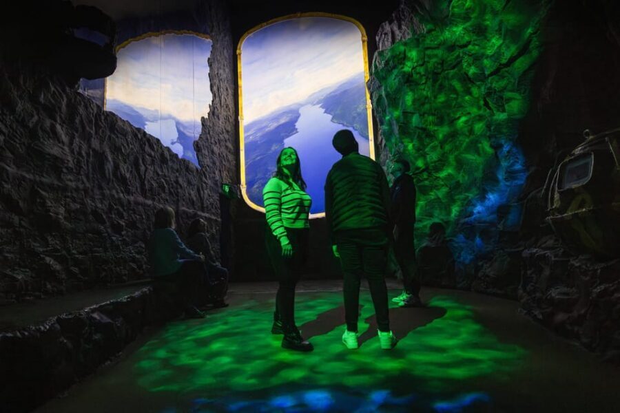 Loch Ness: The Loch Ness Centre - Walking through 500 million years without feeling rushed
