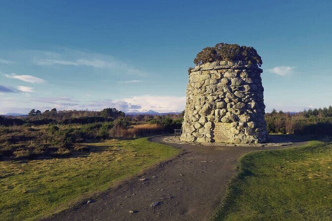 Private Tour to Loch Ness Culloden Battlefield Clava and Cawdor - Price and Logistics: What You’re Paying For